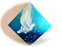 Rectifications en cours sur l'original Tourner au dessus des nuages, de la pollution, puis se poser au bon endroit. J'ai volontairement laiss&eacute; un fond un peu abrupte pour accentuer le contraste et j'ai &eacute;clair&eacute; d'une lumi&egrave;re blanche (en plus du soleil) la partie o&ugrave; elle se dirige. J'ai voulu par la m&ecirc;me occasion marquer la zone d'ombre derri&egrave;re dont elle s'&eacute;loigne. Toile 40X40 cm